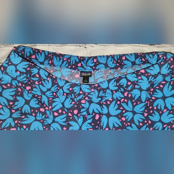 Patagonia Women's Baggies Pollen Confetti Dolomite Blue Size Large - Picture 3 of 5